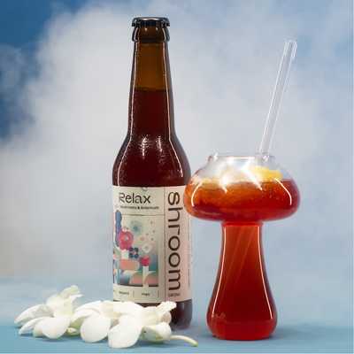 relax and mushroom glass